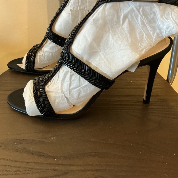 Brand New Imagine Vince Camuto Black Strappy Beaded Formal Ankle Heels Size 10 - Picture 16 of 16
